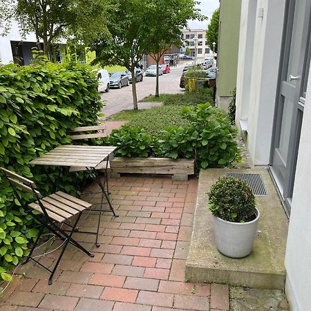 Ferienwohnung An Der Historischen Stadtmauer Росток Екстериор снимка