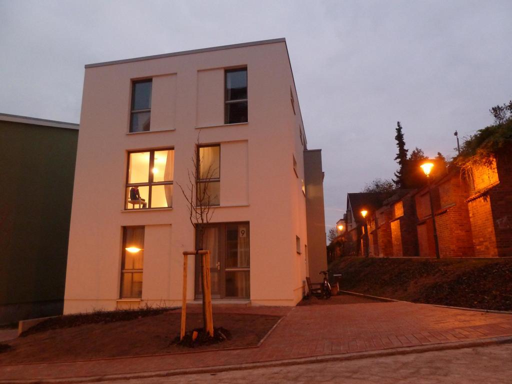 Ferienwohnung An Der Historischen Stadtmauer Росток Стая снимка