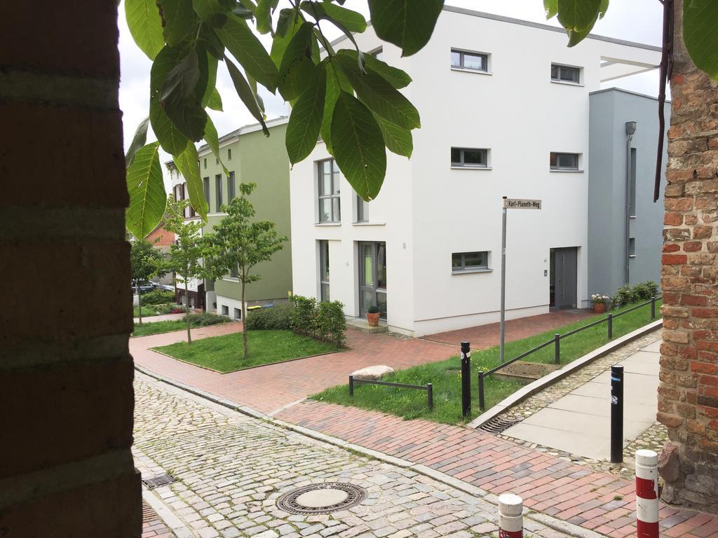 Ferienwohnung An Der Historischen Stadtmauer Росток Стая снимка